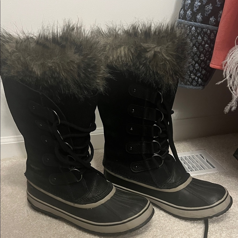 JOAN OF ARCTIC™ Women's Waterproof Boot